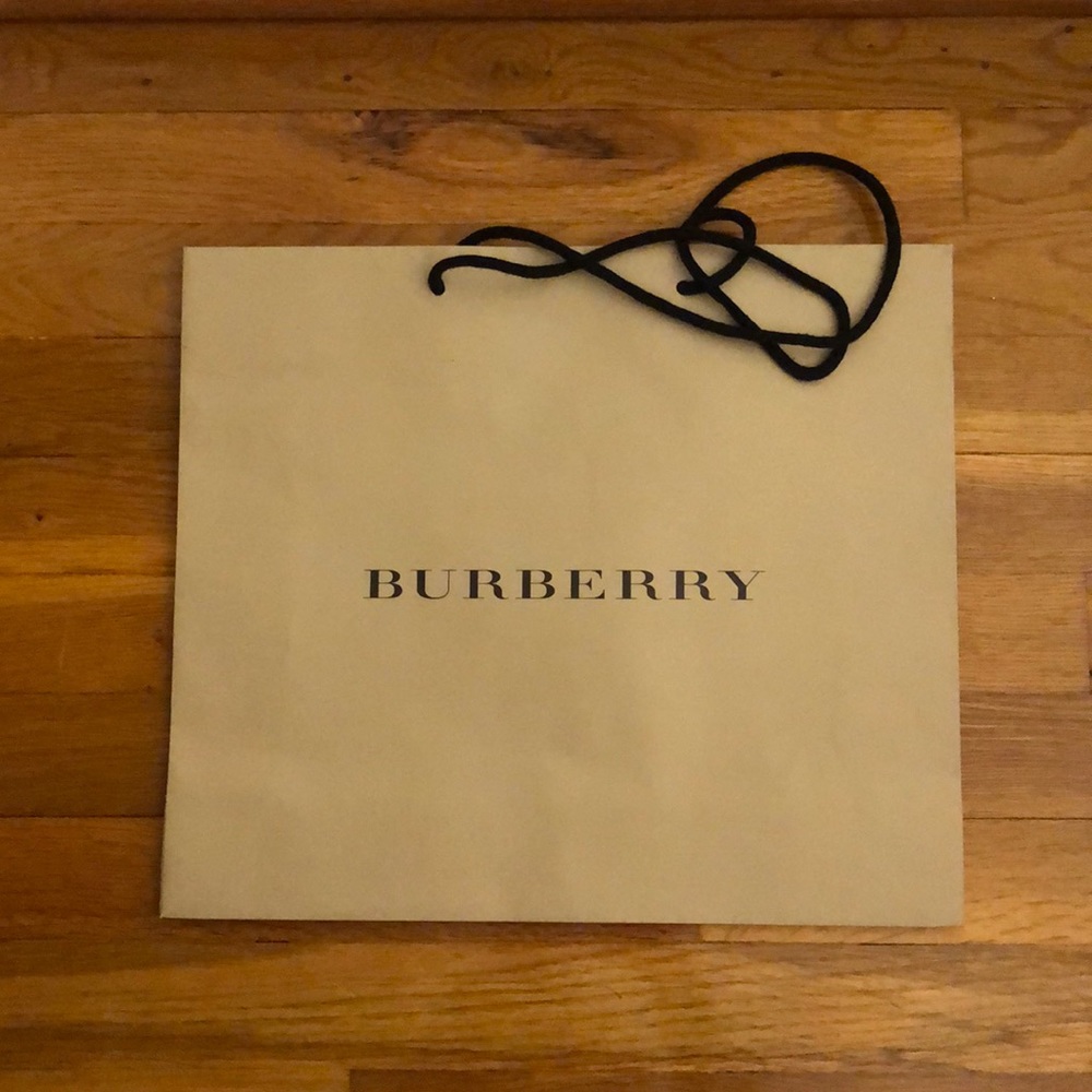 Burberry paper bag